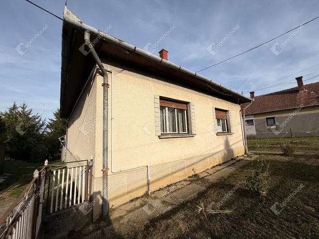 Eladó ház Kustánszeg 70 nm