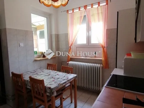 Eladó ház Dunaföldvár 155 nm