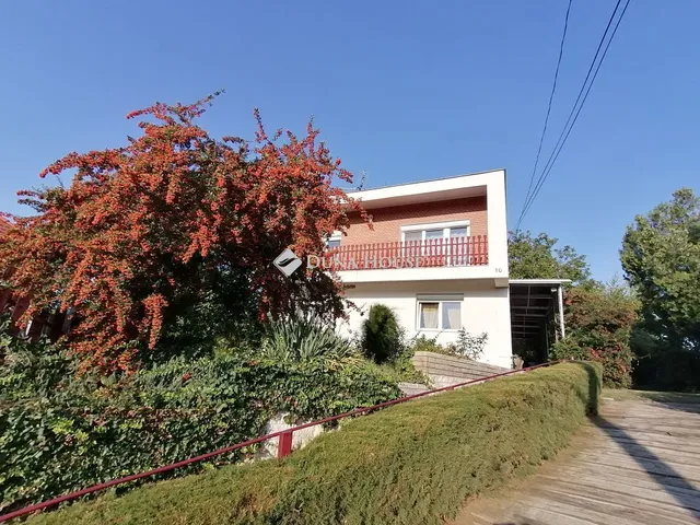 Eladó ház Kisapostag 125 nm
