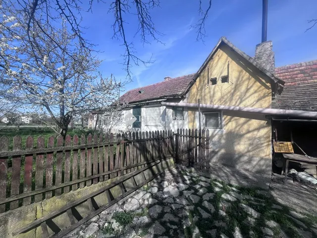 Eladó ház Csősz 70 nm