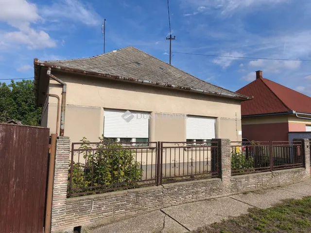 Eladó ház Dunaföldvár 63 nm