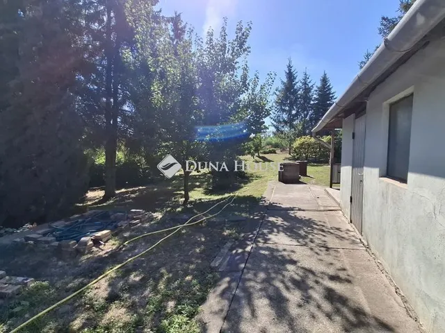 Eladó ház Dunaújváros, Tűzálló utca 90 nm