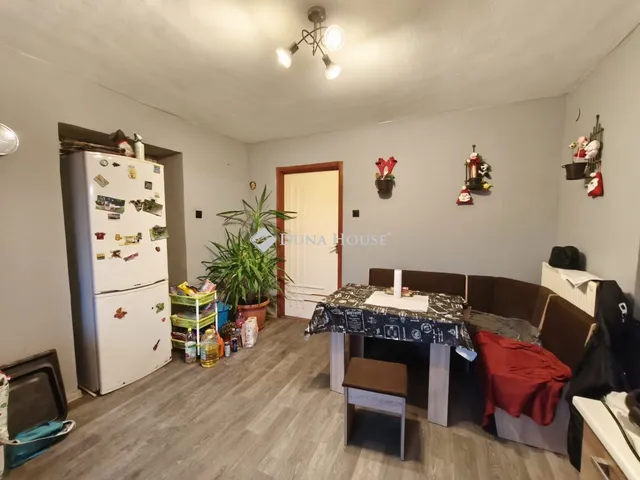 Eladó ház Dunaföldvár 141 nm