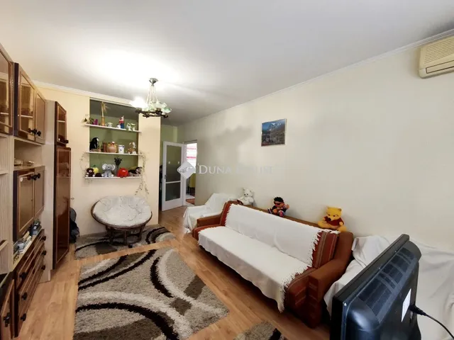 Eladó lakás Dunaújváros 59 nm