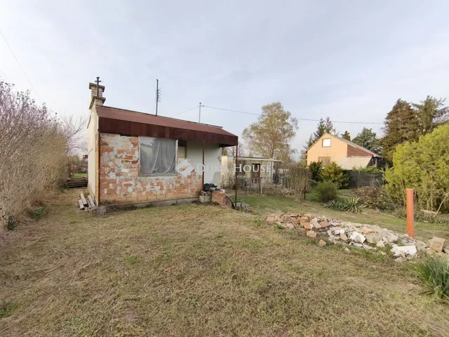 Eladó üdülő és hétvégi ház Kisapostag 38 nm