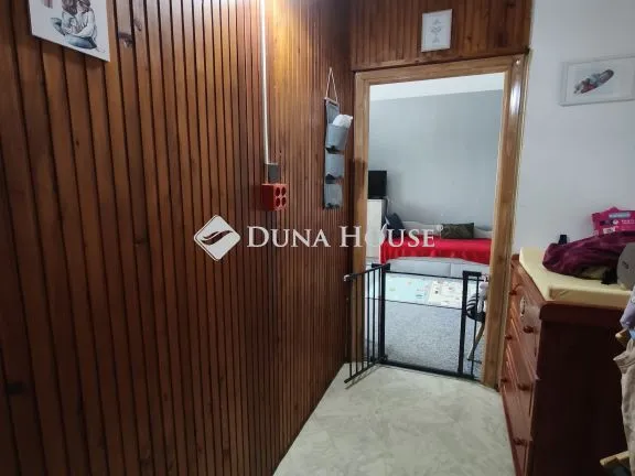 Eladó lakás Dunaújváros 59 nm