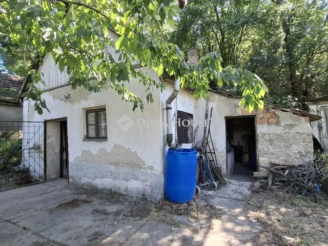 Eladó telek Adony 1179 nm