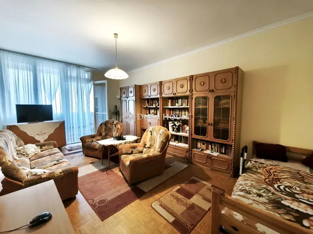 Eladó lakás Dunaújváros 54 nm