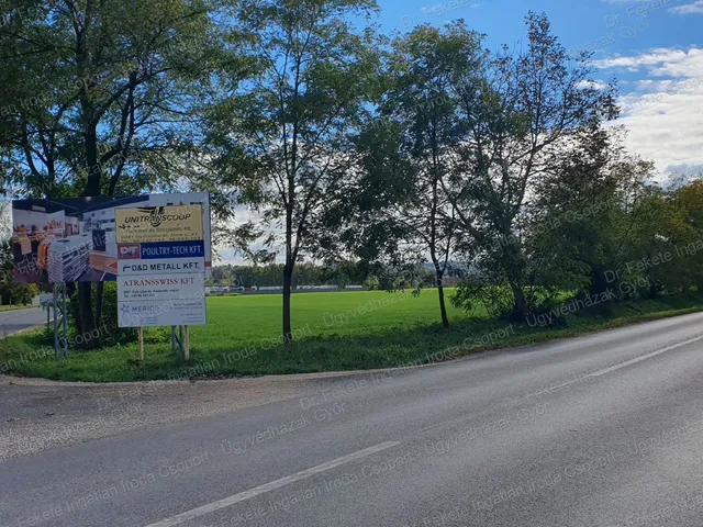 Eladó kereskedelmi és ipari ingatlan Győrújbarát 1 nm