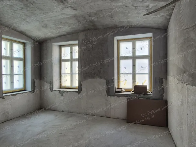 Eladó kereskedelmi és ipari ingatlan Győr, Belváros, Teleki L02 43,71 nm 44 nm