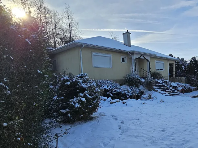 Eladó ház Győrújbarát 131 nm