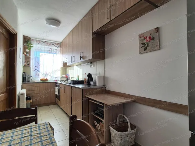 Eladó lakás Győr, Sziget, Lakatos utca 84 nm