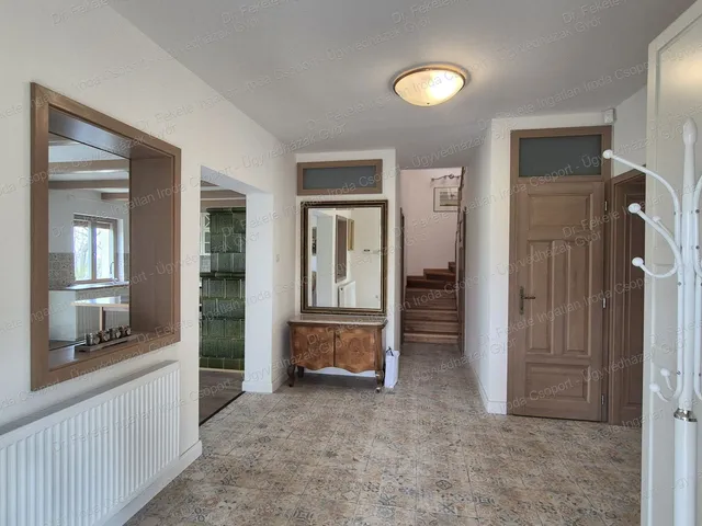 Eladó ház Pannonhalma 197 nm