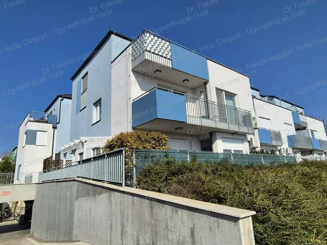 Eladó garázs Győr, Gyirmót 13 nm