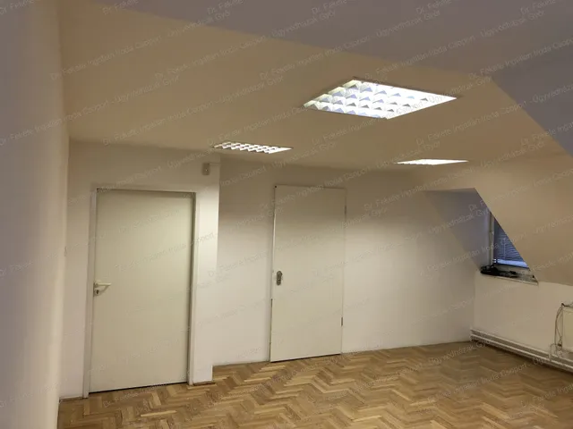 Kiadó kereskedelmi és ipari ingatlan Győr 45 nm