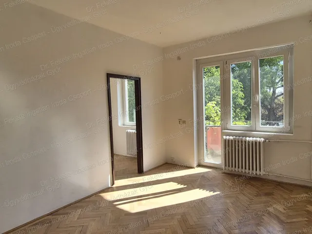Eladó lakás Győr, Nádorváros 44 nm