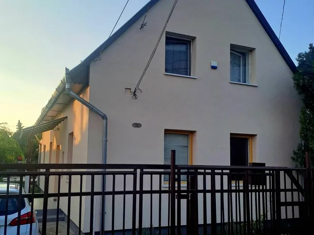 Eladó ház Gyál 160 nm