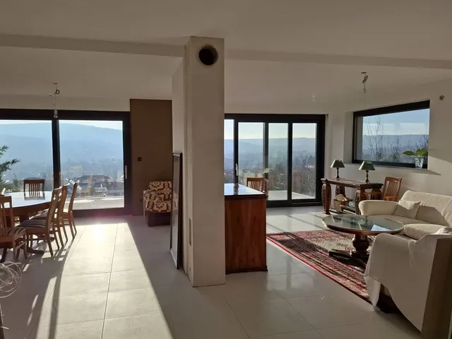 Eladó ház Nagykovácsi 296 nm