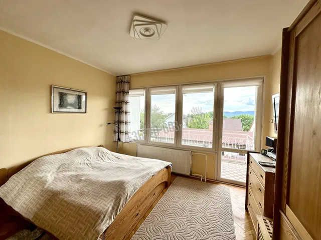 Eladó ház Vác, Deákvár 180 nm