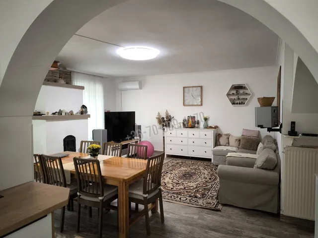 Eladó ház Rád 200 nm