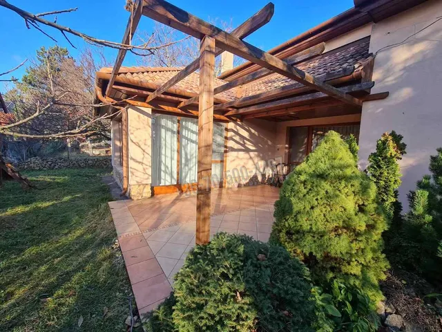 Eladó ház Nagykovácsi 177 nm