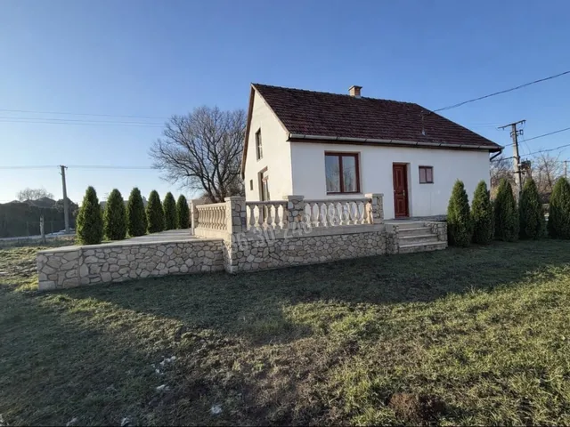Eladó ház Gávavencsellő 70 nm