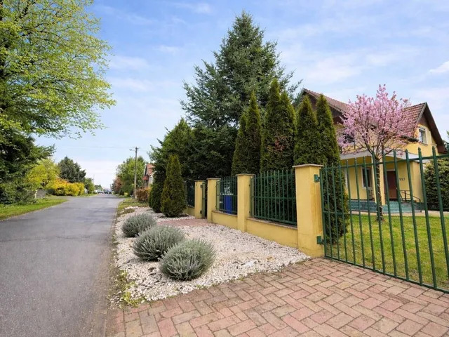 Eladó ház Nyíregyháza, Oros, Cifra Fasor 160 nm