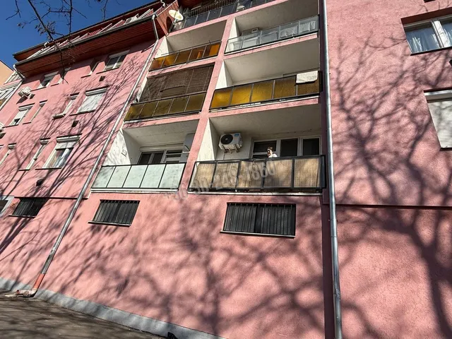 Eladó lakás Nyíregyháza, Érkert 55 nm