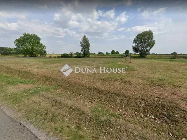 Eladó telek Dávod 2519 nm