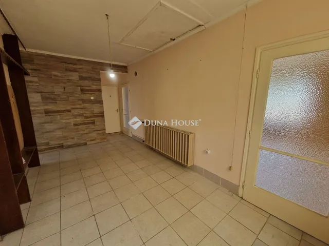 Eladó ház Szeremle 80 nm
