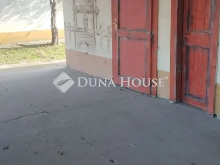Eladó ház Bátya 134 nm