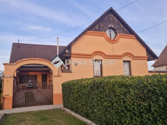 Eladó ház Madaras 203 nm