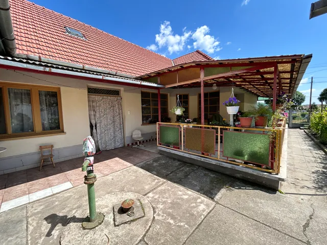 Eladó ház Nagybaracska 120 nm