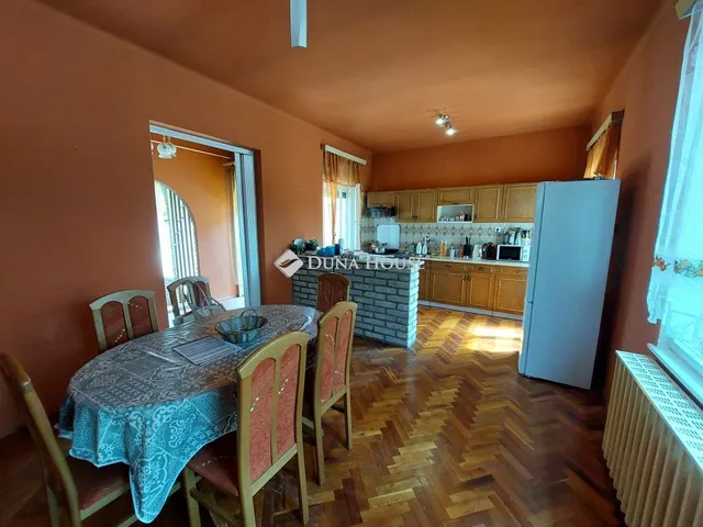Eladó ház Bácsalmás, Ady Endre utca 150 nm