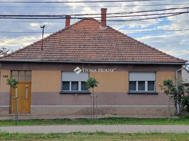 Eladó ház Bácsborsód 84 nm