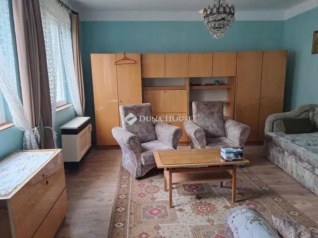 Eladó ház Baja 70 nm