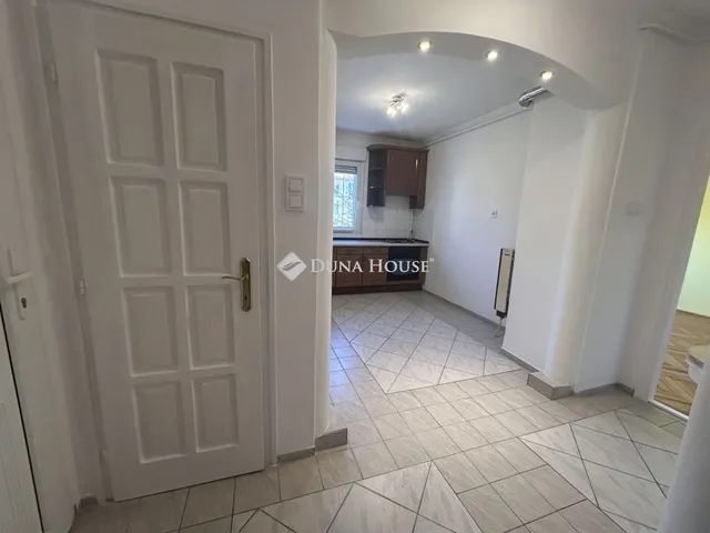 Eladó lakás Baja 62 nm