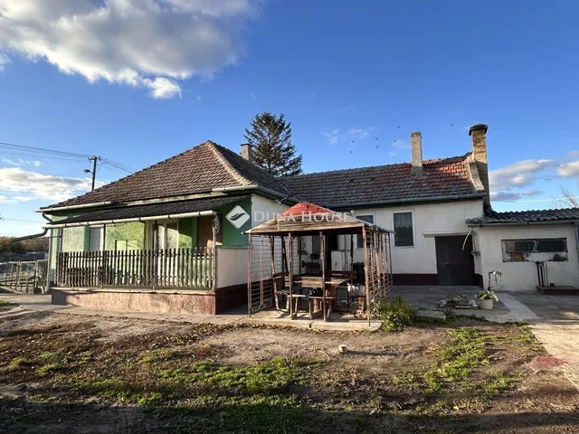 Eladó ház Szeremle 87 nm