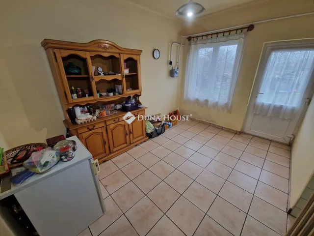 Eladó ház Érsekcsanád, Deák Ferenc utca 98 nm