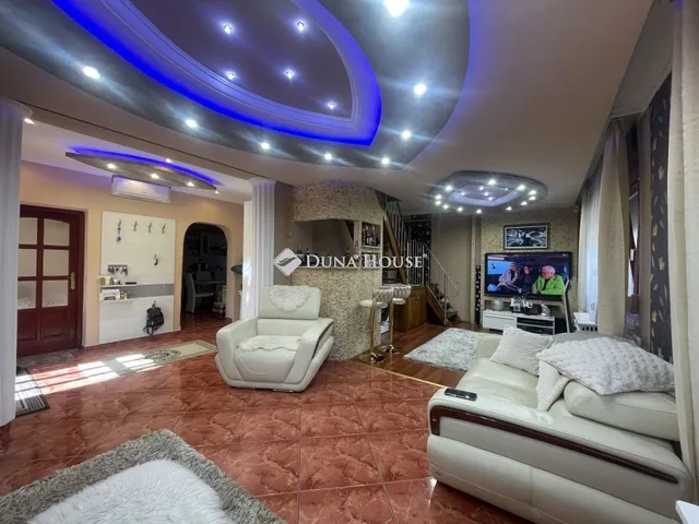 Eladó ház Baja 171 nm