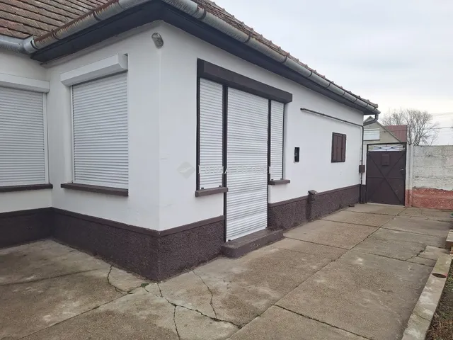 Eladó ház Bátmonostor 96 nm