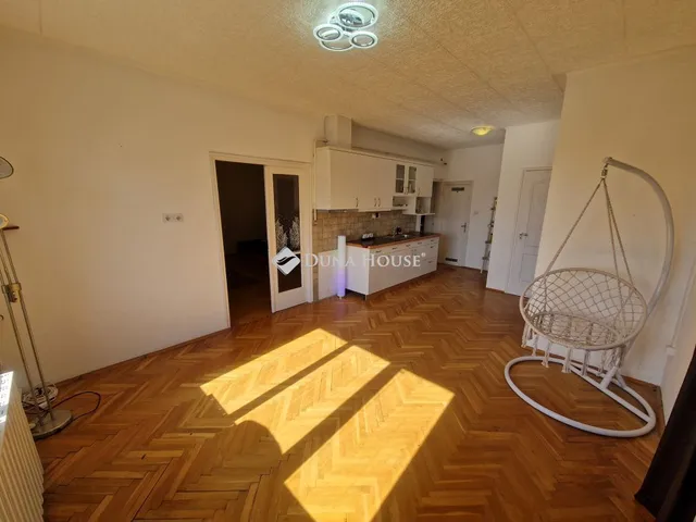 Eladó ház Baja 152 nm