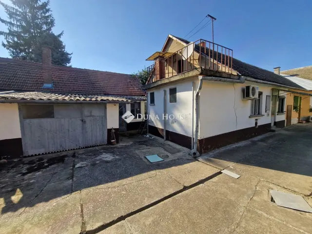 Eladó ház Baja 60 nm