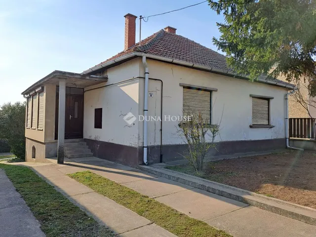 Eladó ház Bácsalmás 118 nm