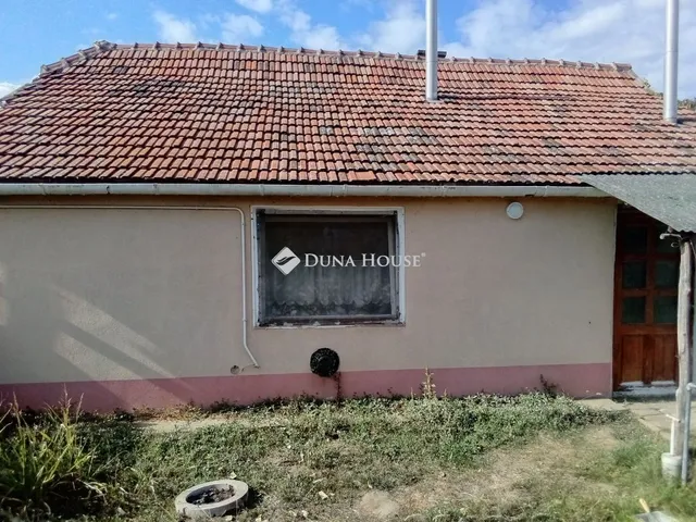 Eladó ház Madaras 45 nm