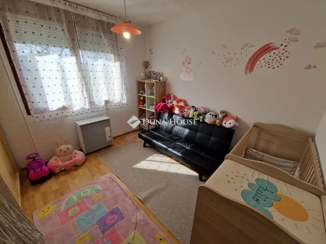 Eladó lakás Baja, Horgász utca 54 nm