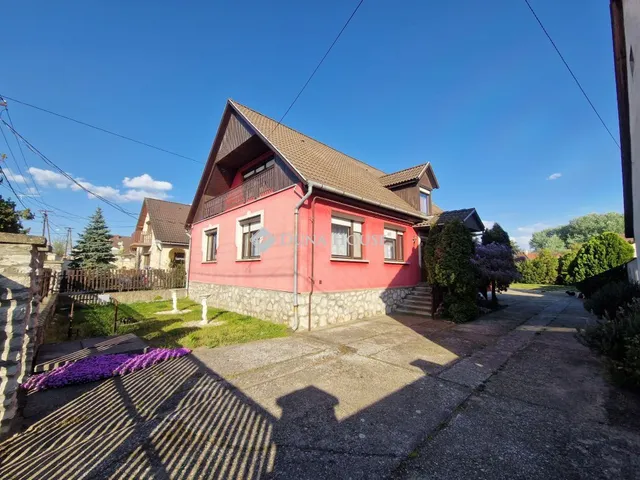 Eladó ház Baja 164 nm