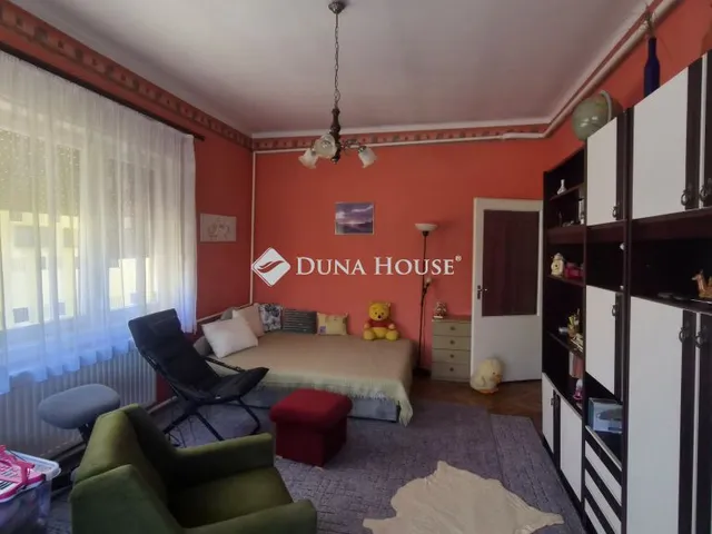 Eladó ház Bácsbokod 180 nm