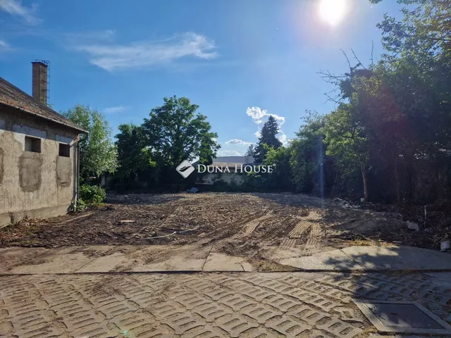 Eladó telek Baja, Kenderes utca 766 nm