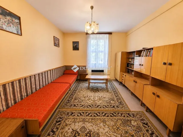 Eladó lakás Baja, Szabadság utca 60 nm
